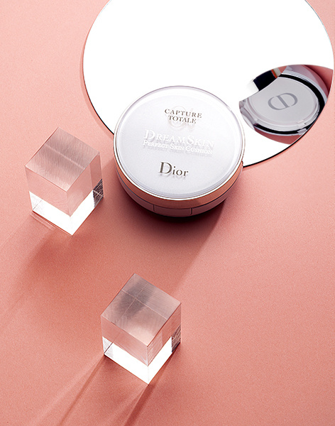 美妆大奖第一名精华,大牌美妆最值得购买的单品