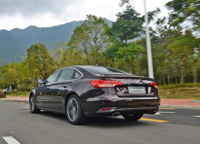 试驾众泰t700自动尊贵,众泰z700手动测评