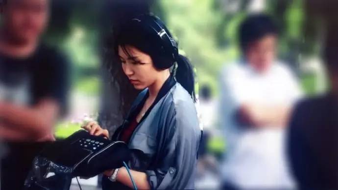 iPhone变身专业胸麦？还得看这些窍门