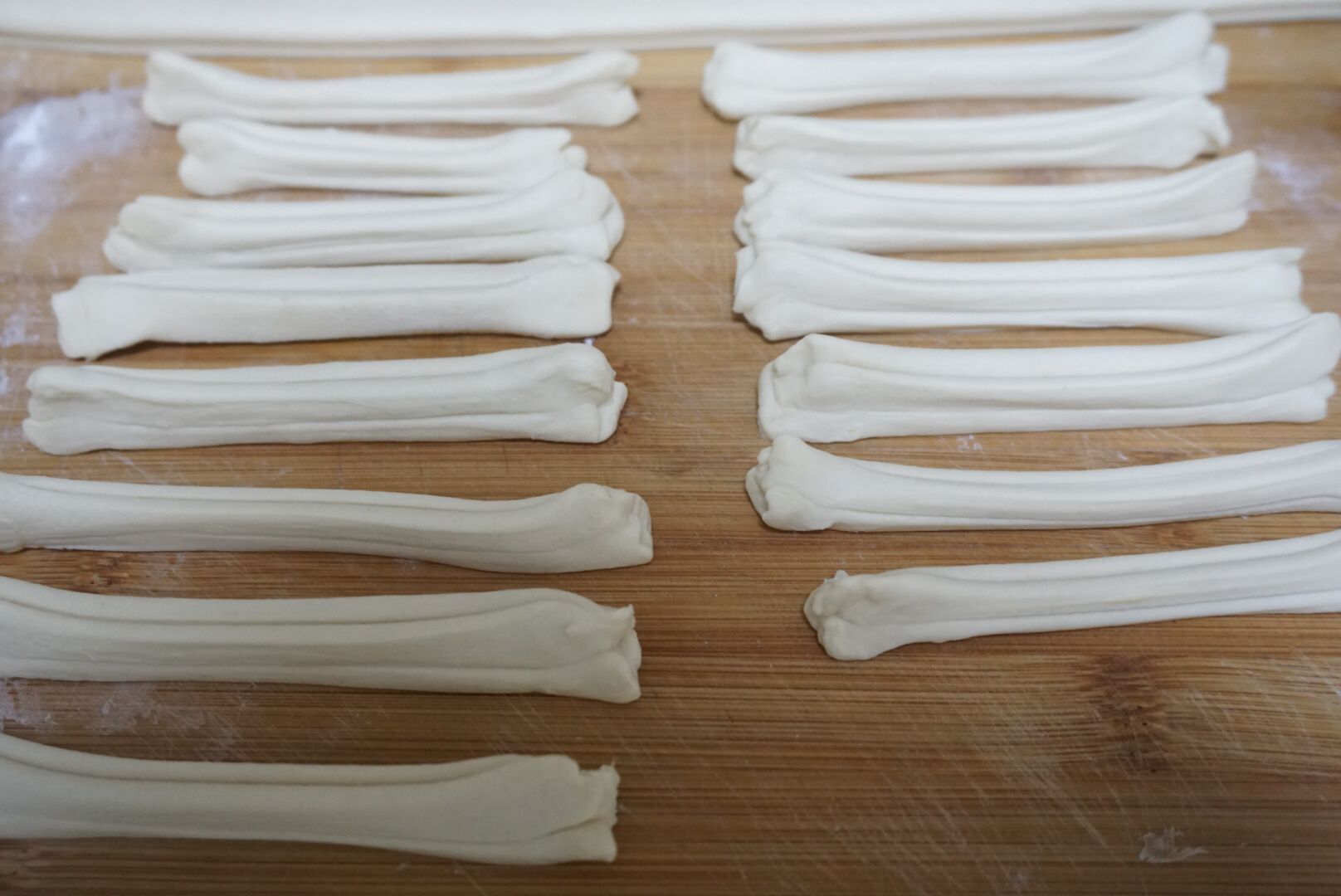 自己做的油条太硬了还能够怎么吃,自己做的油条结实