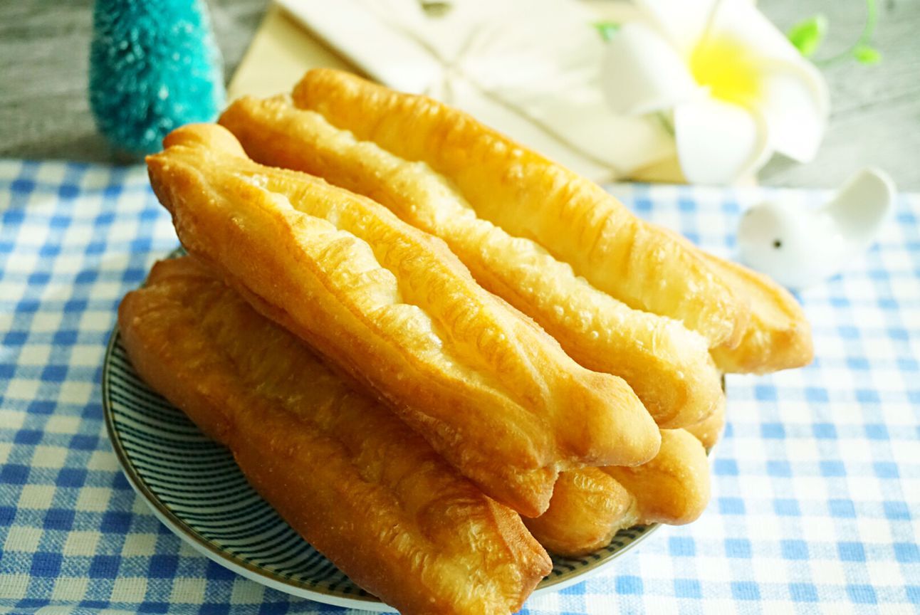 自己做的油条太硬了还能够怎么吃,自己做的油条结实