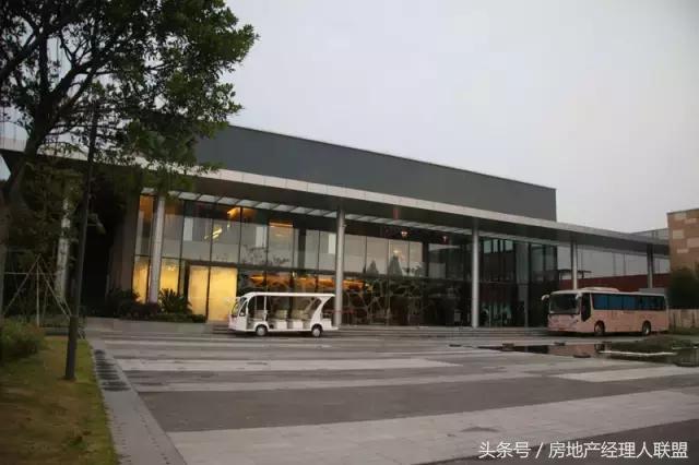 26个绝美售楼处设计图,100套绝美别墅设计图