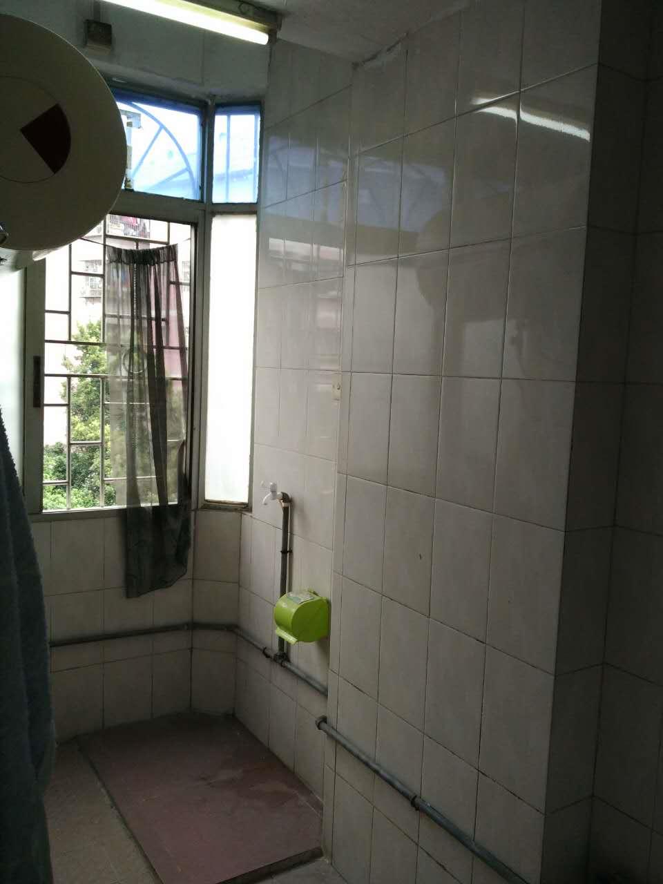 老小区的复式楼值得买吗,很差的楼盘顶楼值得买吗