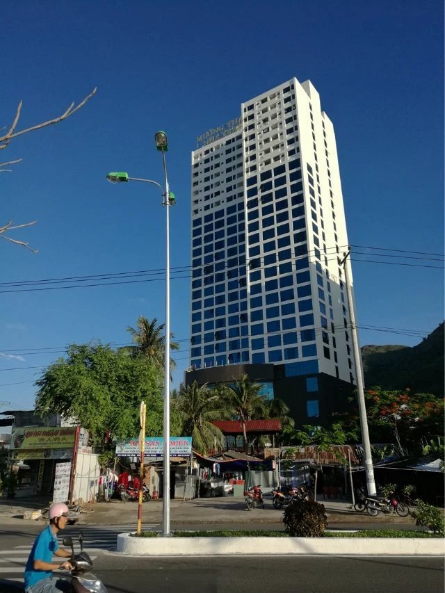 越南芽庄美丽的夜晚,越南芽庄的海上真美