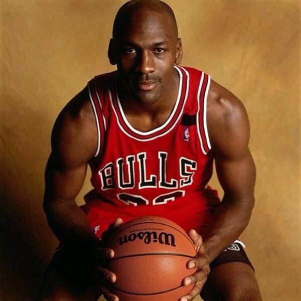 合适篮球的英文名,超好听篮球英文名