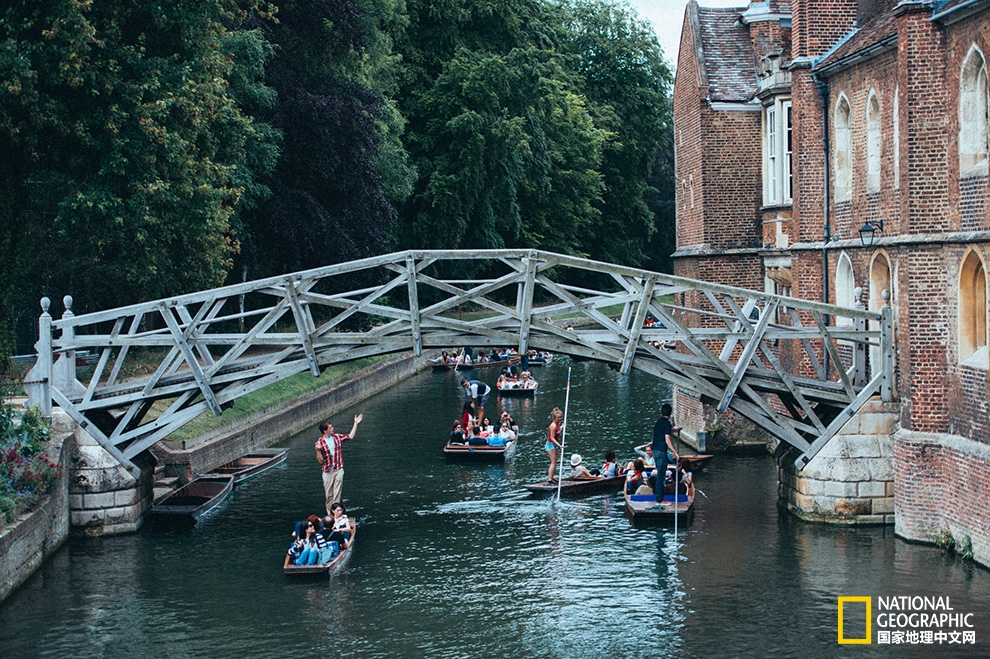 英爱岛行：寂静与喧哗，理智与情感