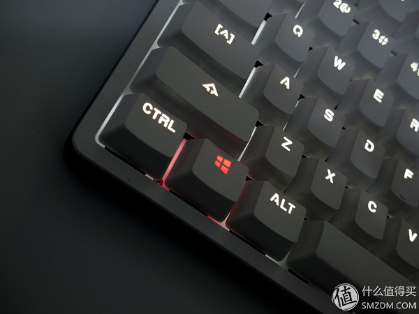 悦米机械键盘反应迟钝,悦米mk01机械键盘