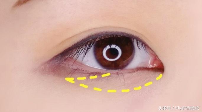 陈意涵蓝色系搭配图,圆眼陈意涵