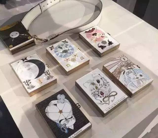 花了几千刀买的奢侈品包包究竟是什么鬼？！