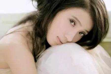 让这些女声的情歌，为你的爱加满勇气