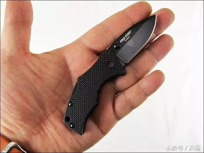 切割起来如同链锯：冷钢侦察兵Ⅰ系列战术*刀折**