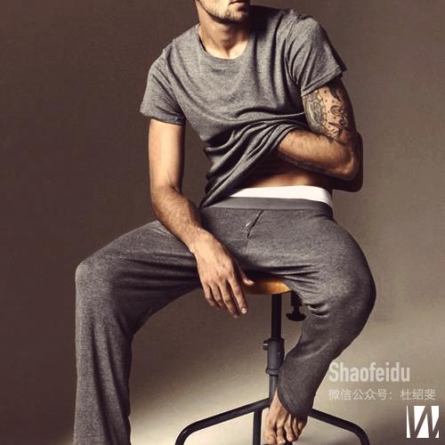 今年最流行的十款男士裤子,现在流行什么裤子男士穿