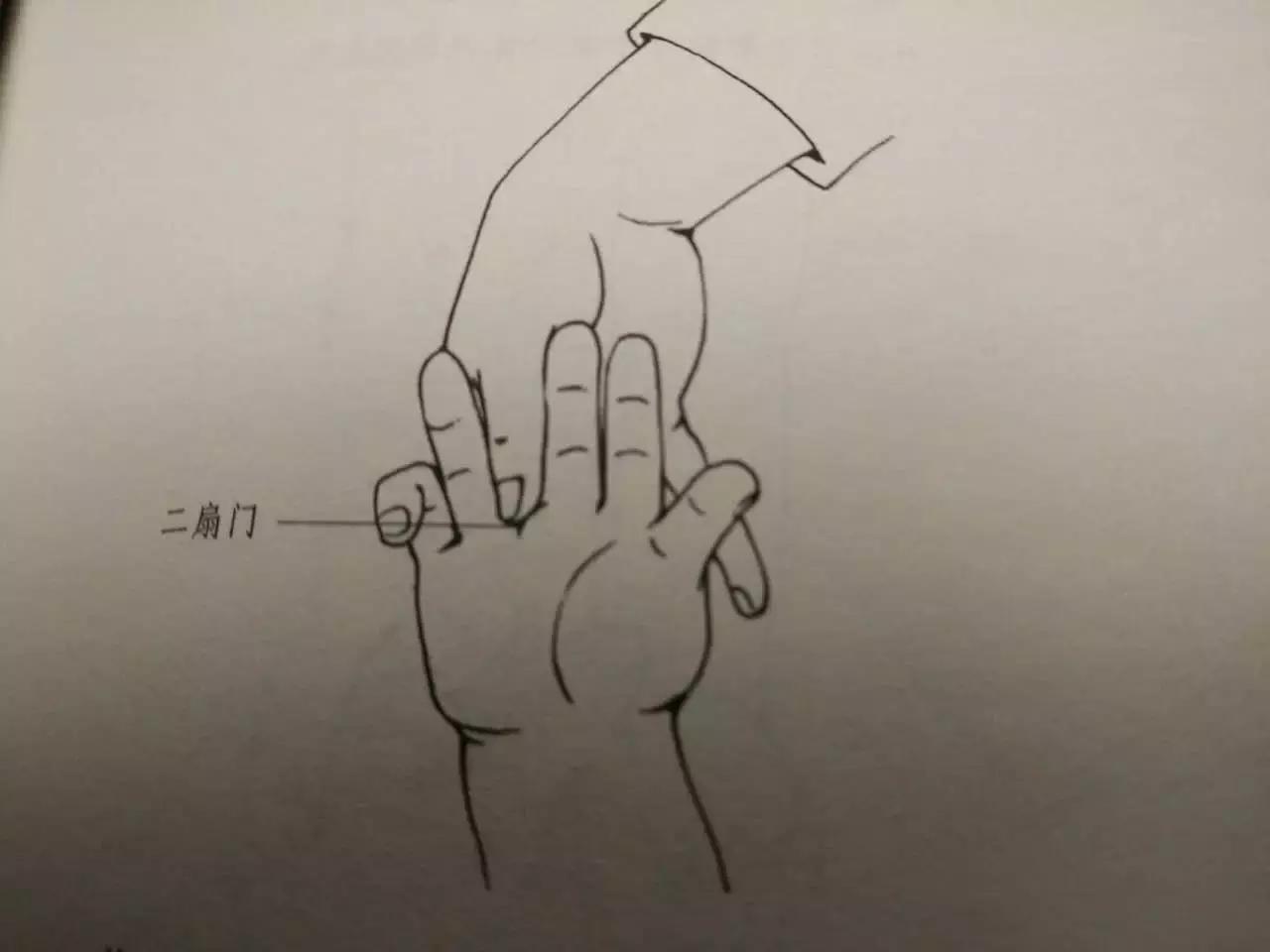 宝宝发烧赶快好起来吧,宝宝发烧捂汗后退烧了