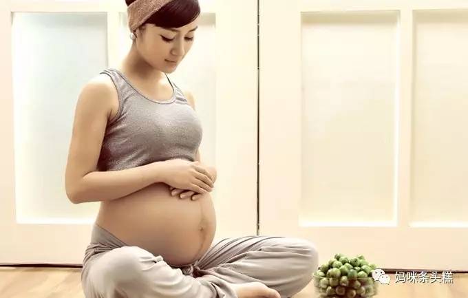 在家DIY拍出这些孕照的宝妈，能够通知让你的摄影师下岗了