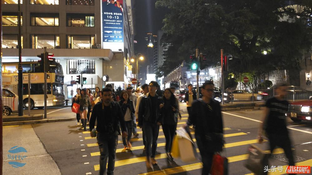 为信仰充值究竟值不值？看镜面不锈钢版锤子M1L测评