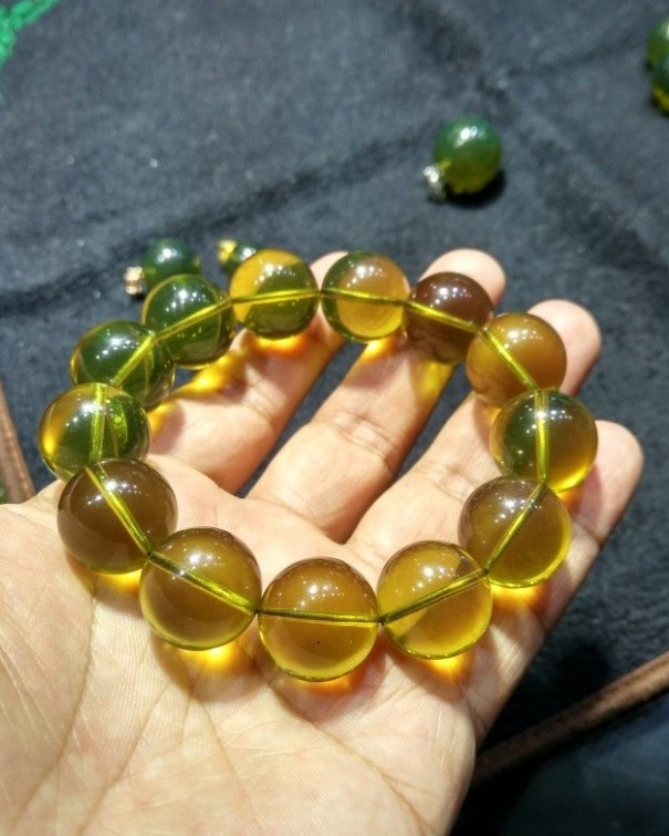 古镇水晶市场 (带你去见识水晶市场水有多深)