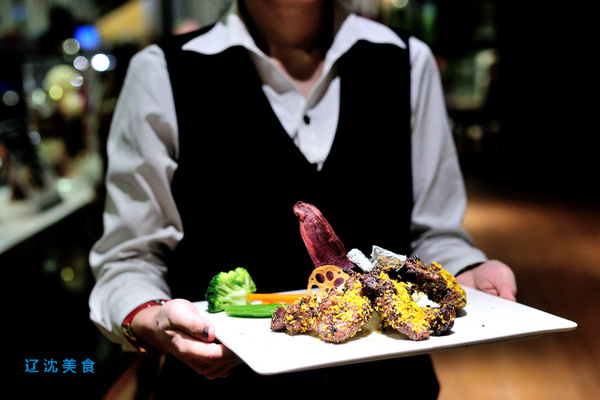 罗马尼亚大厨巴丘的美食厨房