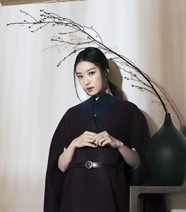 国字脸头发怎么剪好看,50-60岁国字脸女性合适中短的发型