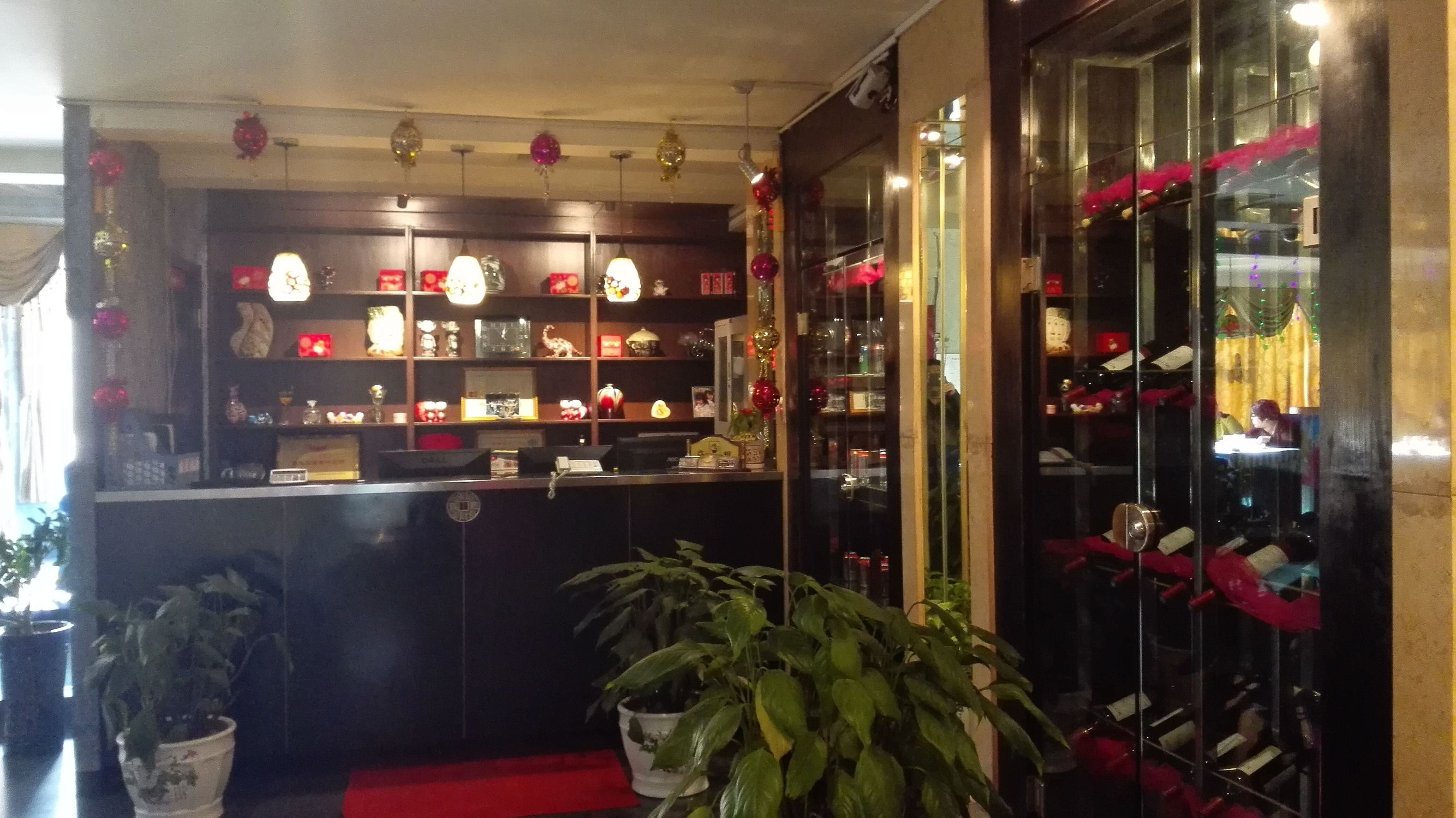 走吗约起之——外滩风气西餐咖啡。各位您约了吗？我在太原尖草坪