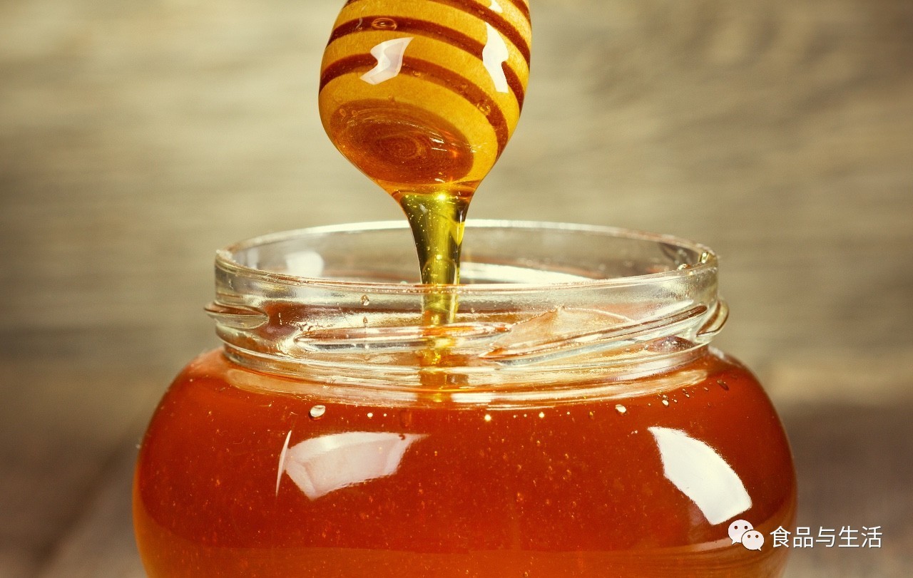 蜂蜜做面膜让你的皮肤又透又亮,皮肤干燥用蜂蜜怎么做面膜