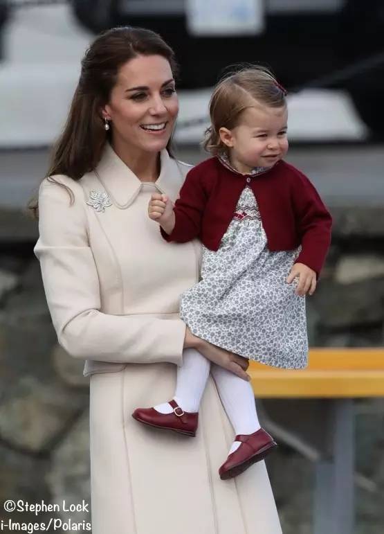 全世界最萌的两个时髦榜样，衣橱里都有什么好东西？