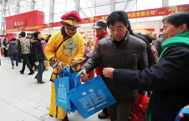 明起五天，因聚集人群太多，奥体附近交通将出现大幅拥堵