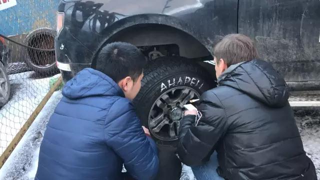 带三个美女自驾中国,自驾房车欧洲之旅