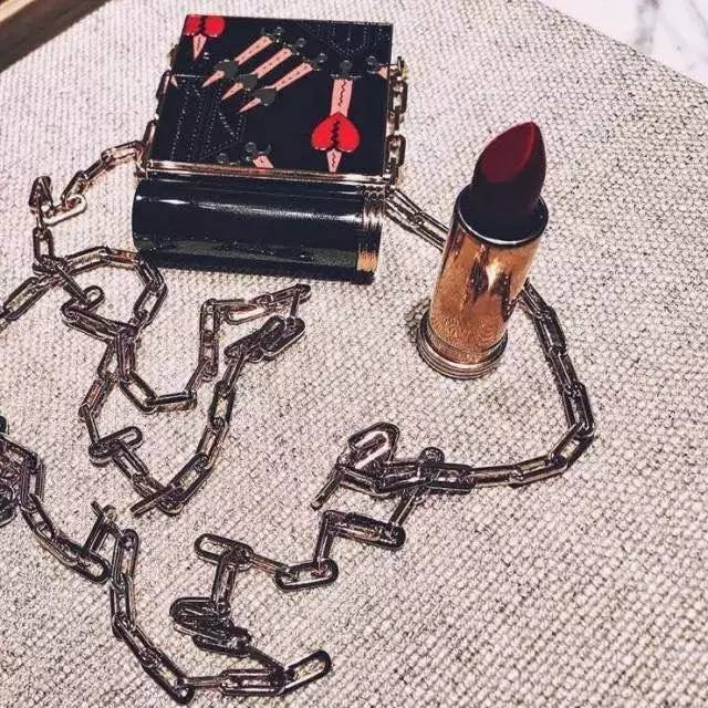 花了几千刀买的奢侈品包包究竟是什么鬼？！