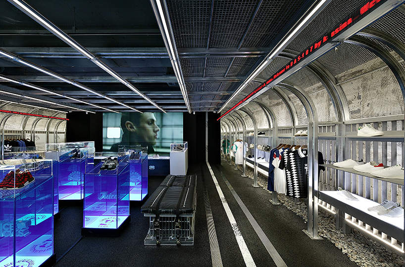 棣栧皵kasina,adidaskasina