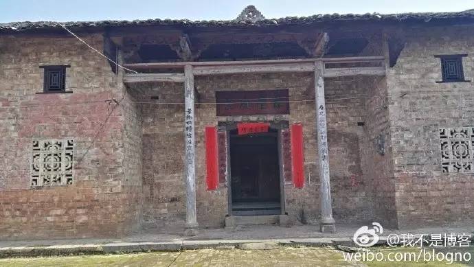 万载“周家大屋”因桐油价格暴涨兴建历经200年保存完全