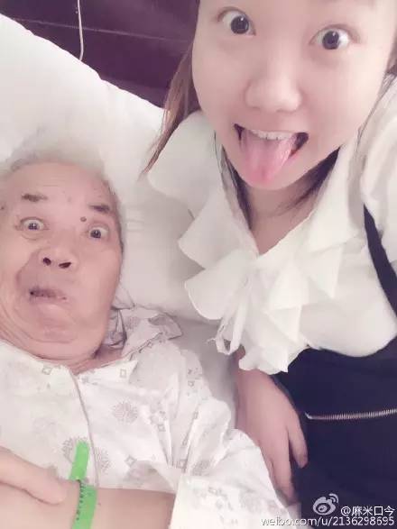 手机里最值得你怀念的照片,怀念手机里仅存最珍贵的照片