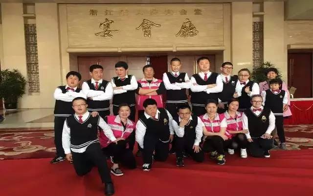 如果需要助困、助医，助学，亲青筹平台来帮助你