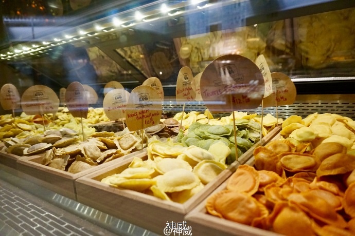 神会玩|XOXO，绯闻纽约的168小时享乐进行时