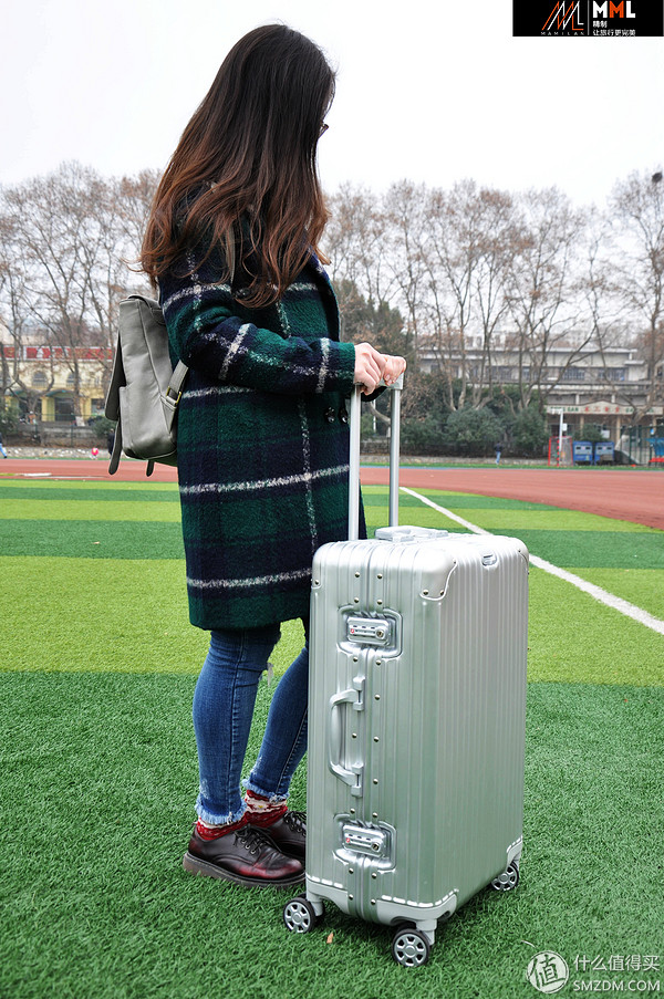 国产箱包性价比高,国产的箱包拉杆箱