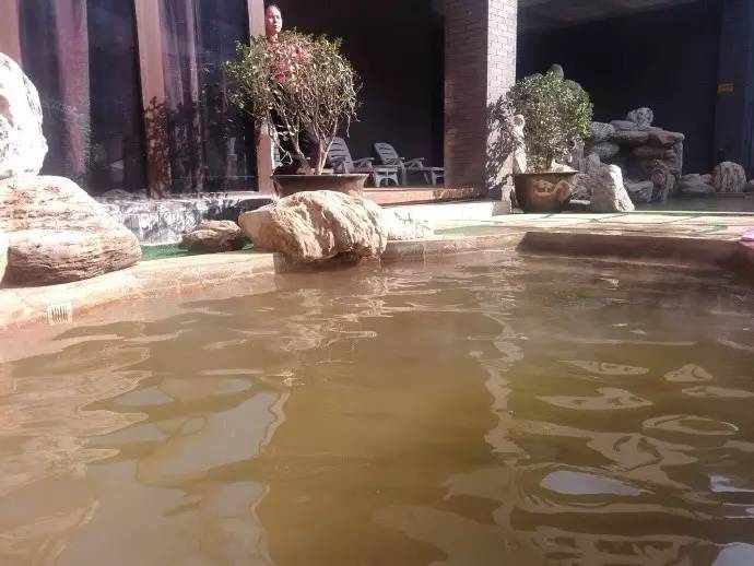 西安蓝田汤峪温泉度假山庄,西安凌舞山庄温泉度假村