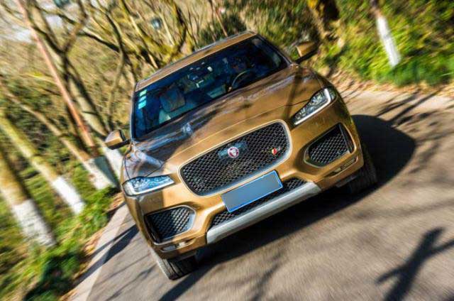 新款捷豹F-PACE测评,捷豹suv车型f-pace越野测试