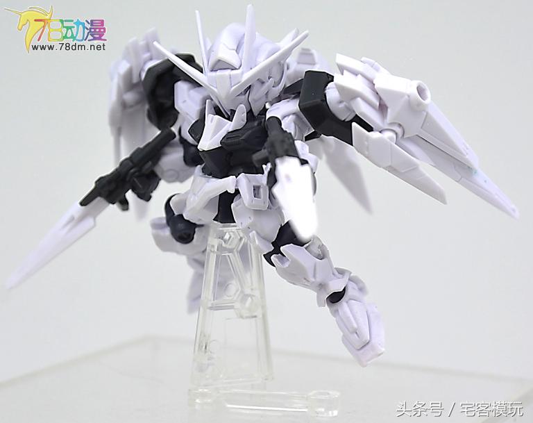 高达00raiser限定,高达00r三红扭蛋