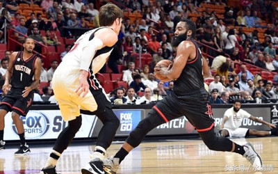 登哥被碰瓷完全版,登哥三节砍三双