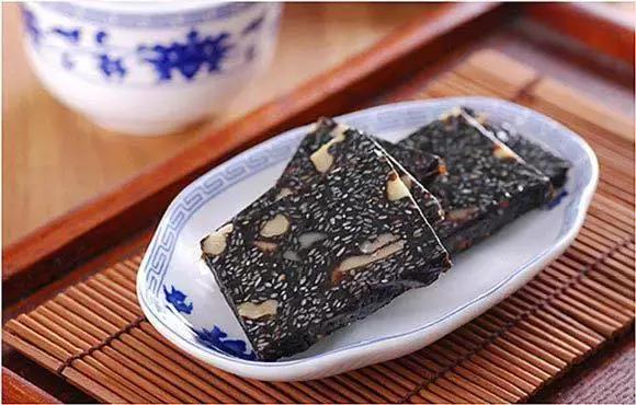 冬天进补开春打虎到底补什么,秋冬进补来年打虎吃什么