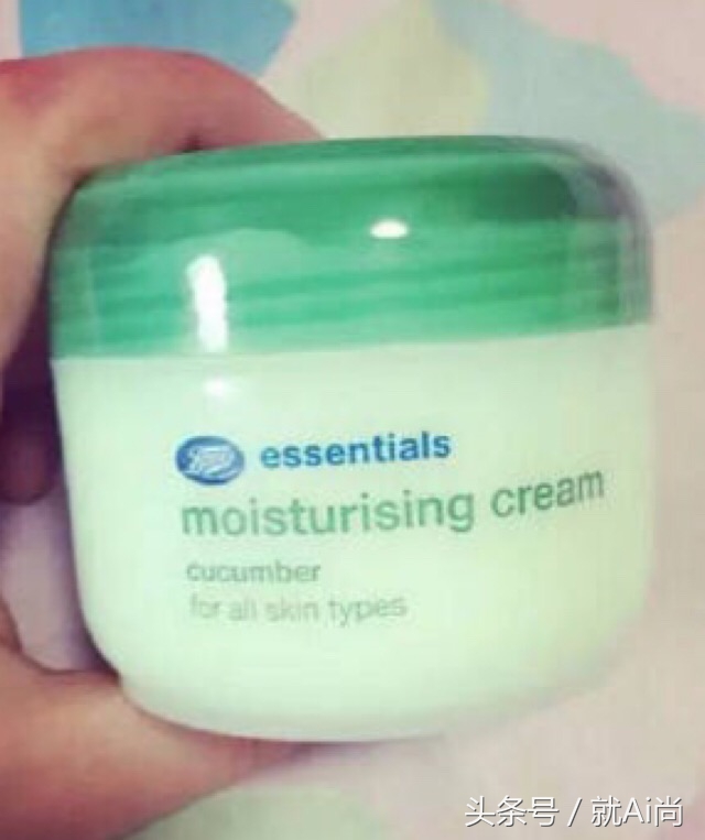 安利几款百搭又好看的爆款,安利新款哪个是老款保湿套装