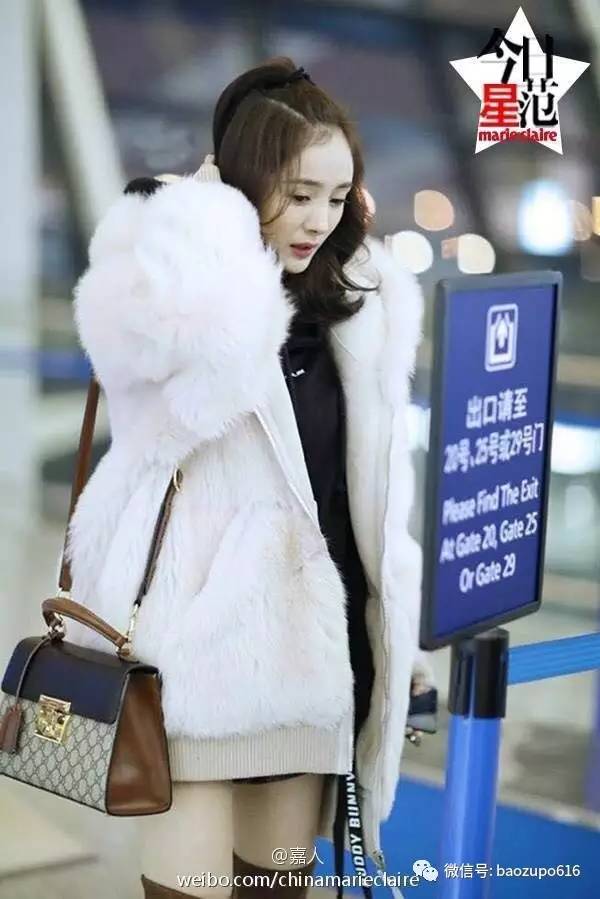 因为一件外套发生争执,杨幂又做了一件让网友生气的事