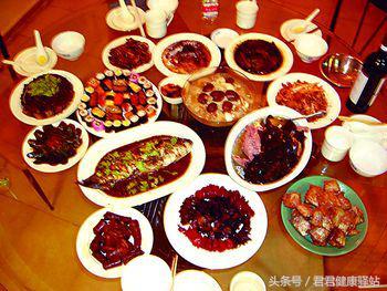 过量的蛋白对人体危害,过量的蛋白质对身体有什么危害