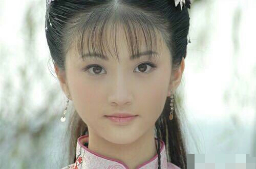 景甜是单眼皮好看还是双眼皮,景甜双眼皮多宽好看