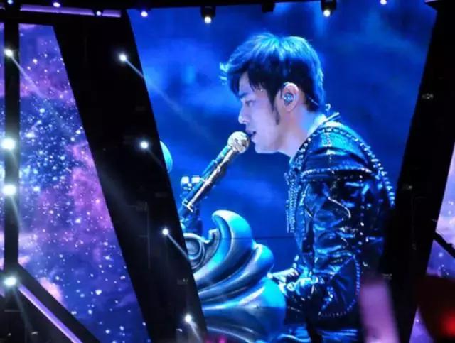 为什么有人那么喜欢周杰伦,明星多喜欢唱周杰伦的歌