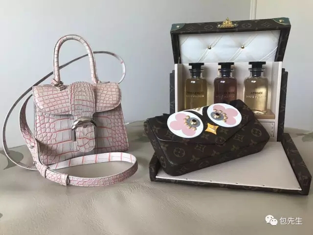 包粉晒包，新年到，用新包，送祝福！