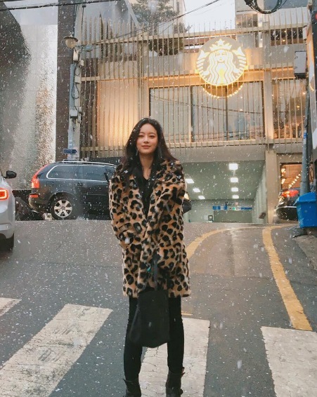 跟唐嫣高圆圆学春夏穿搭,高圆圆唐嫣穿衣打扮