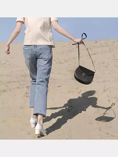 鬼怪剧终，那些美貌的包包却让女王完全停不下来种草