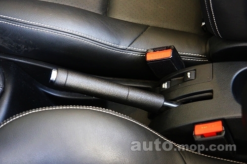 试驾标致207cc1.6t手动六速,追风逐日完全视频