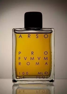 10款合适冬天的香水暖得像个拥抱 (合适秋冬的香水推荐淡香)