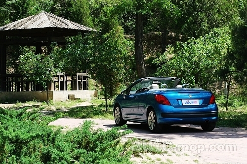 试驾标致207cc1.6t手动六速,追风逐日完全视频